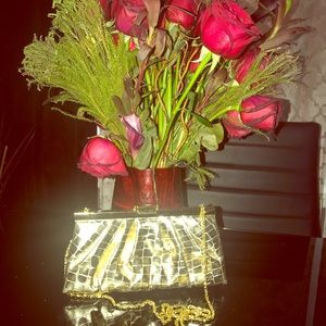 Gold clutch
